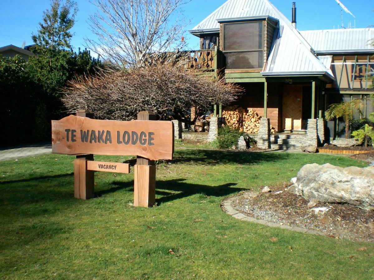 Te Waka Lodge Те-Анау Екстер'єр фото